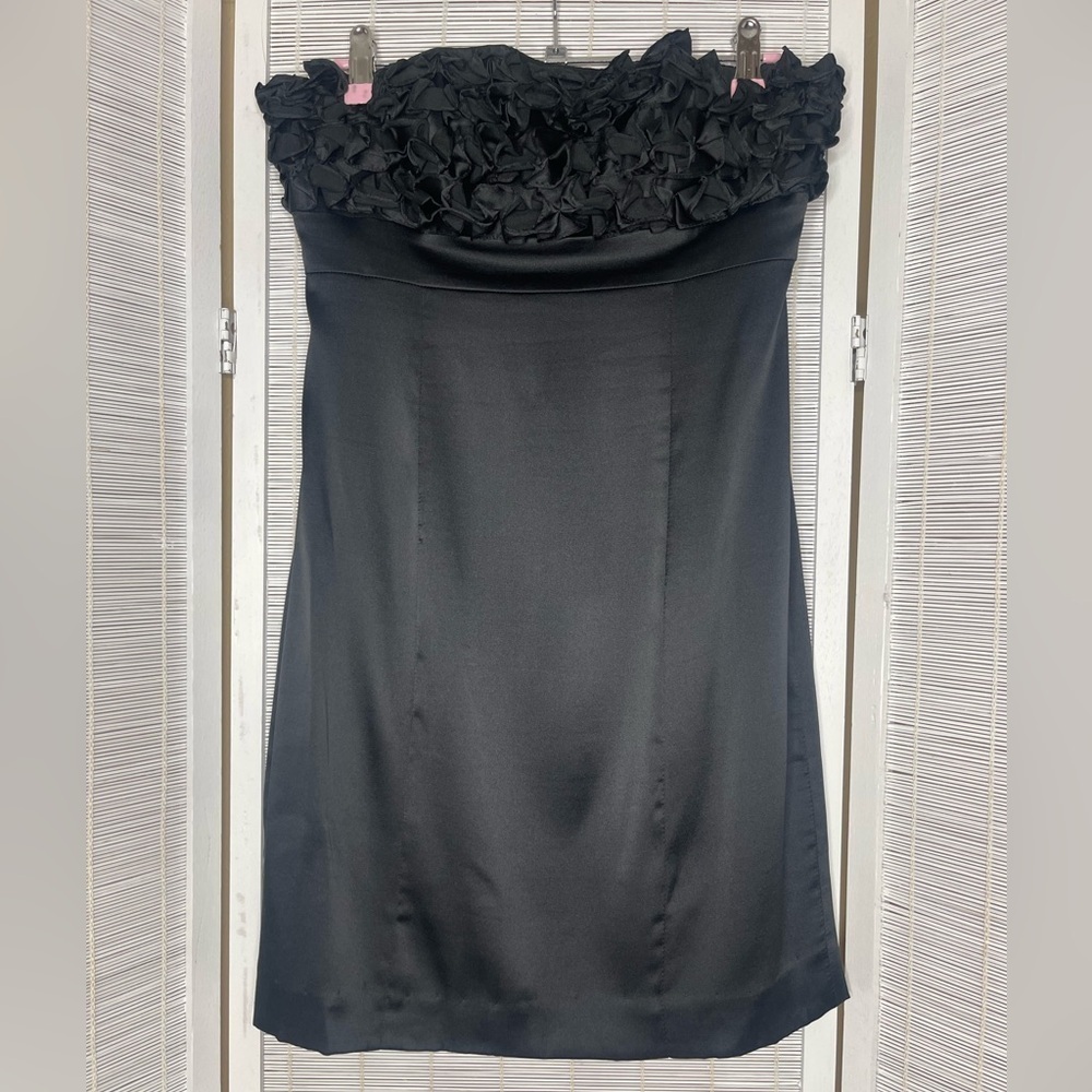 Betsey Johnson Y2K Strapless Floret Ruffle Neck Black Fitted Mini Dress Size 6